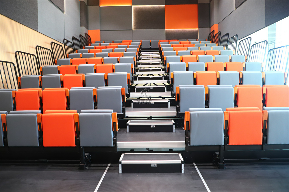 刷寶科技會(huì)議室伸縮看臺(tái)