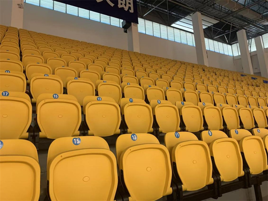 大朗體育館看臺(tái)座椅升級(jí)翻新